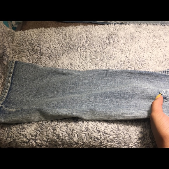 Vintage early 2000‘s boot cut jeans. - Picture 6 of 8